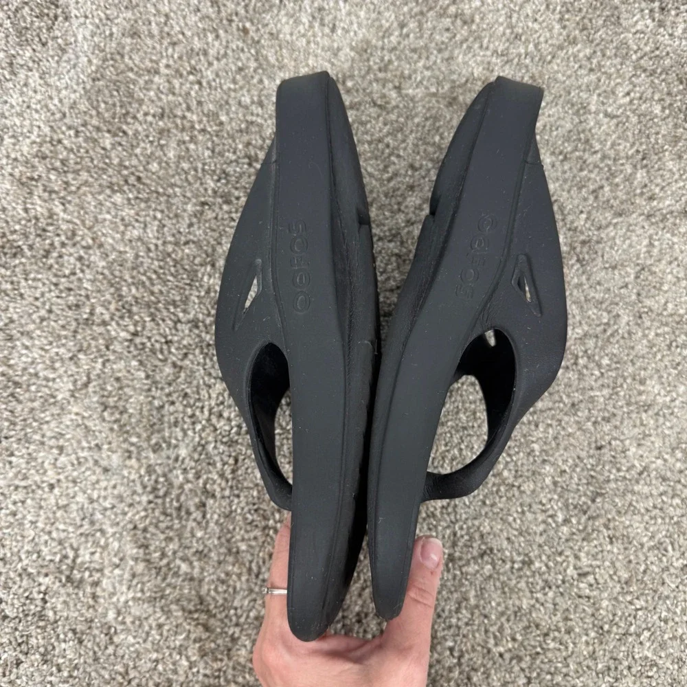 OOFOS OOriginal Recovery Sandal Black Thong Flip Flop Womens 8 Mens 6 EU 39